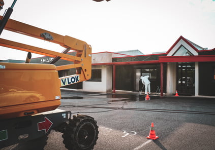 Image nettoyage translucides desamiantage toiture amiaud