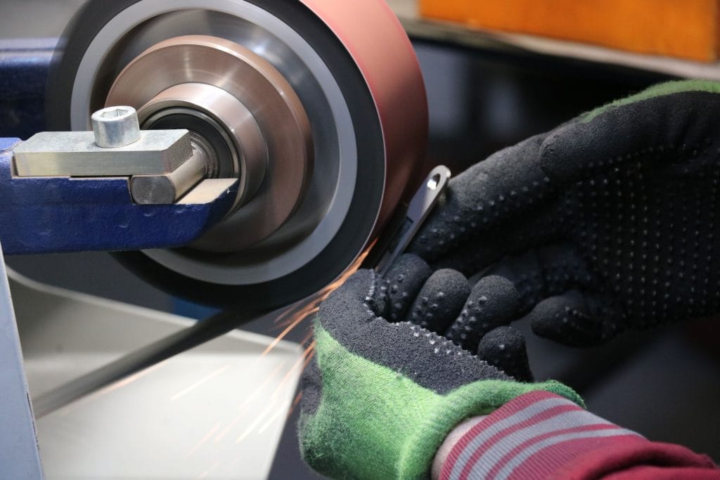 polissage inox piece metallique