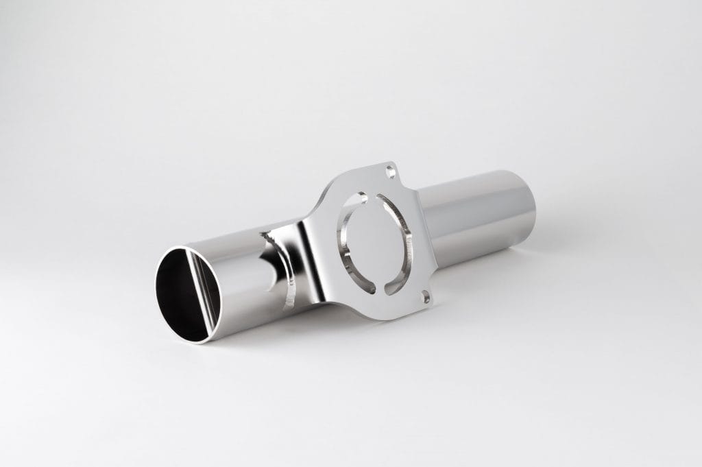 Porte-canne - Réalisation d’une pièce en inox associant tube, découpe et soudure, avec une finition soignée.